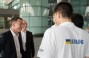 Команду химиков в аэропорту встречала украинская делегация во главе с управляющим директором Group DF Борисом Краснянским